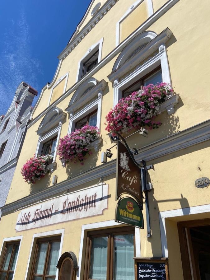 Restaurant-Cafe-Pension Himmel Landshut Eksteriør billede